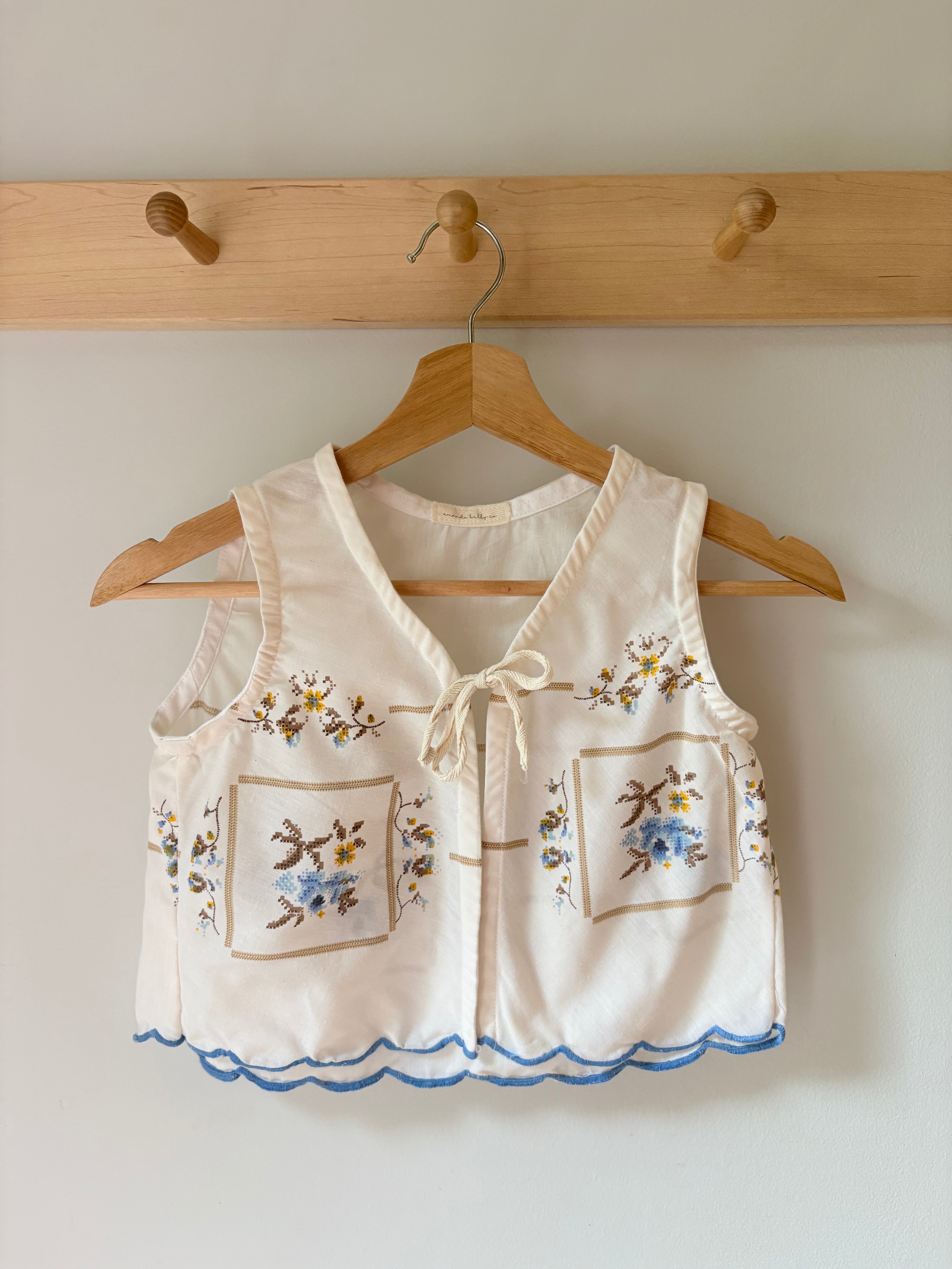 4/5T Upcycled Tablecloth Vest