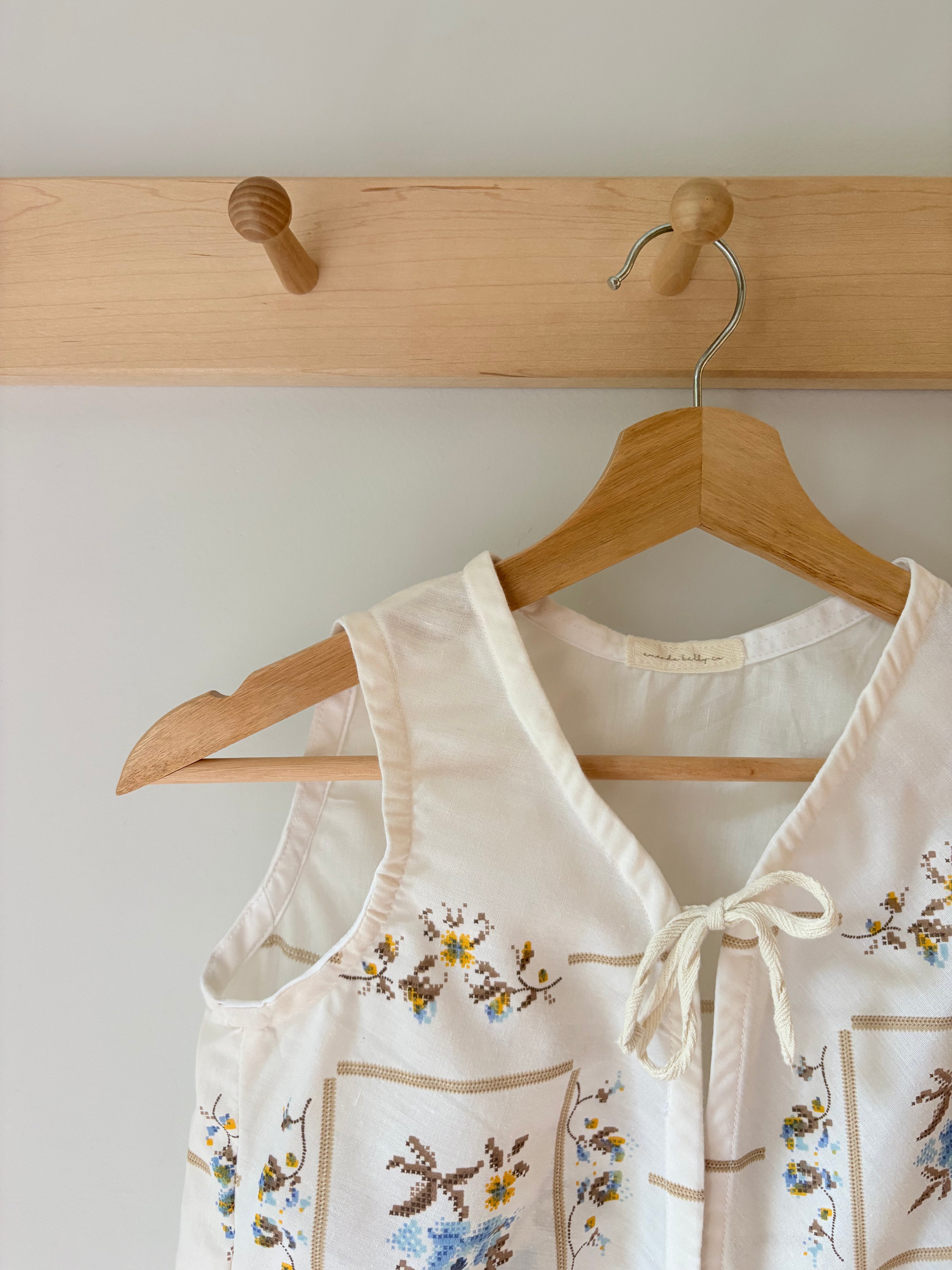 4/5T Upcycled Tablecloth Vest