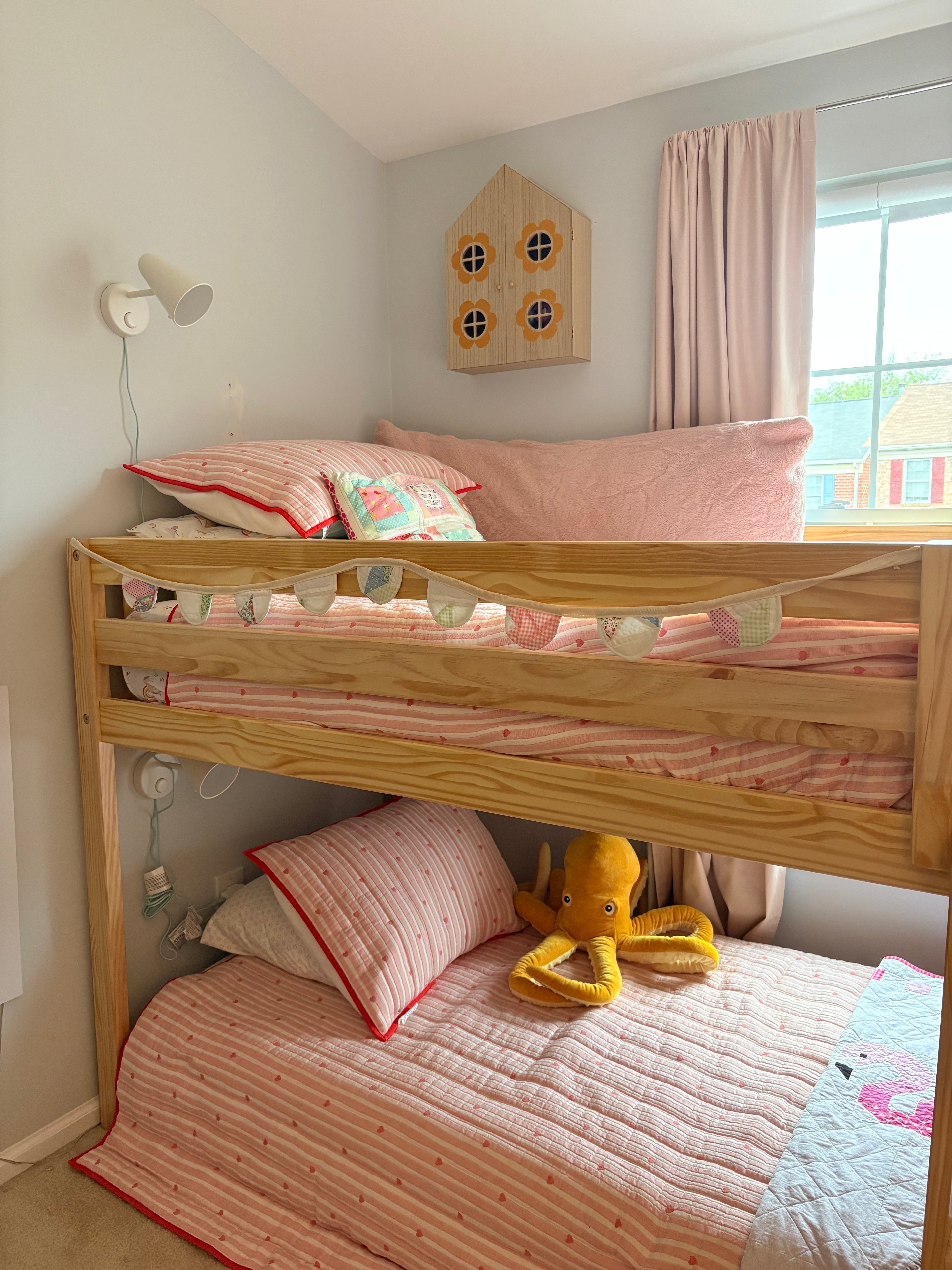 Upcycled Quilt Scalloped Banner/Bunting